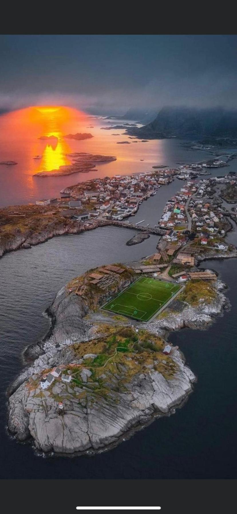 Ny Leilighet I Henningsvaer! Exterior photo